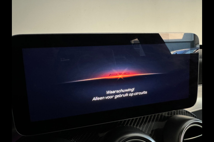 Mercedes-Benz C-Klasse AMG 63 S Premium Pano|Ceramic|Kuipstoelen|Memory