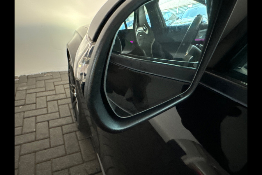 Mercedes-Benz C-Klasse AMG 63 S Premium Pano|Ceramic|Kuipstoelen|Memory