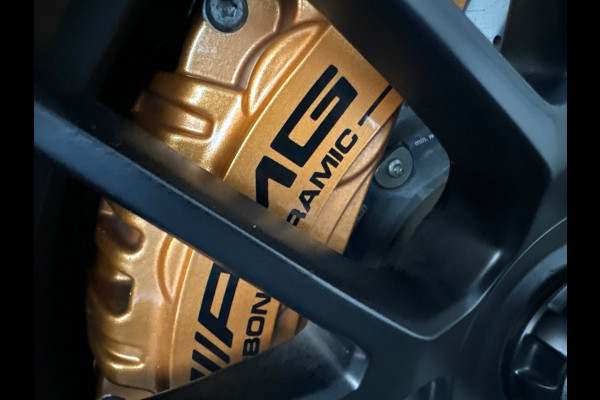 Mercedes-Benz C-Klasse AMG 63 S Premium Pano|Ceramic|Kuipstoelen|Memory