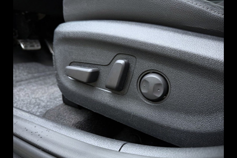 Kia Niro 1.6 GDi Hybrid ExecutiveLine - Apple CarPlay / Android Auto - Schuif-/Kanteldak - Stuur-/Stoelverwarming - Lederen Bekled