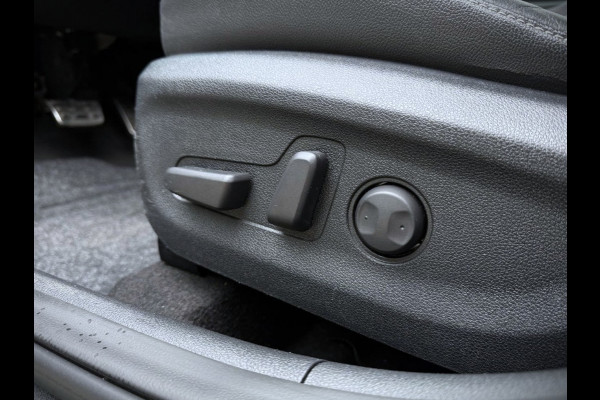 Kia Niro 1.6 GDi Hybrid ExecutiveLine - Apple CarPlay / Android Auto - Schuif-/Kanteldak - Stuur-/Stoelverwarming - Lederen Bekled