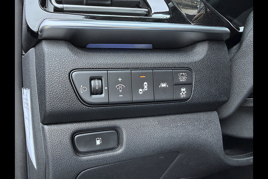 Kia Niro 1.6 GDi Hybrid ExecutiveLine - Apple CarPlay / Android Auto - Schuif-/Kanteldak - Stuur-/Stoelverwarming - Lederen Bekled
