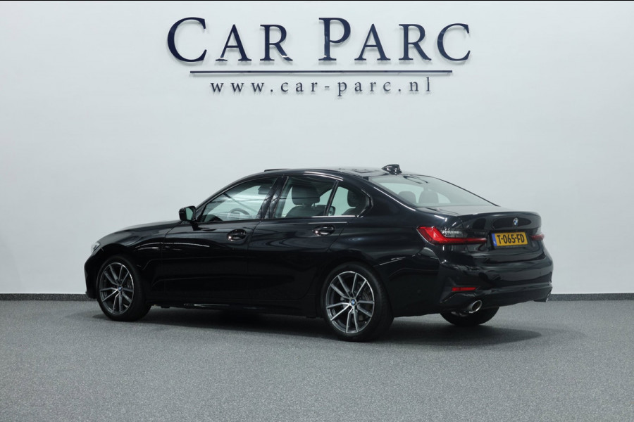 BMW 3-serie 320i M-Sport LED/VIRTUAL/SFEER/PANORAMADAK/LEDER+S.VERWAMRING/19" LMV/PDC/CRUISE/ECC/12 MND GARANTIE!