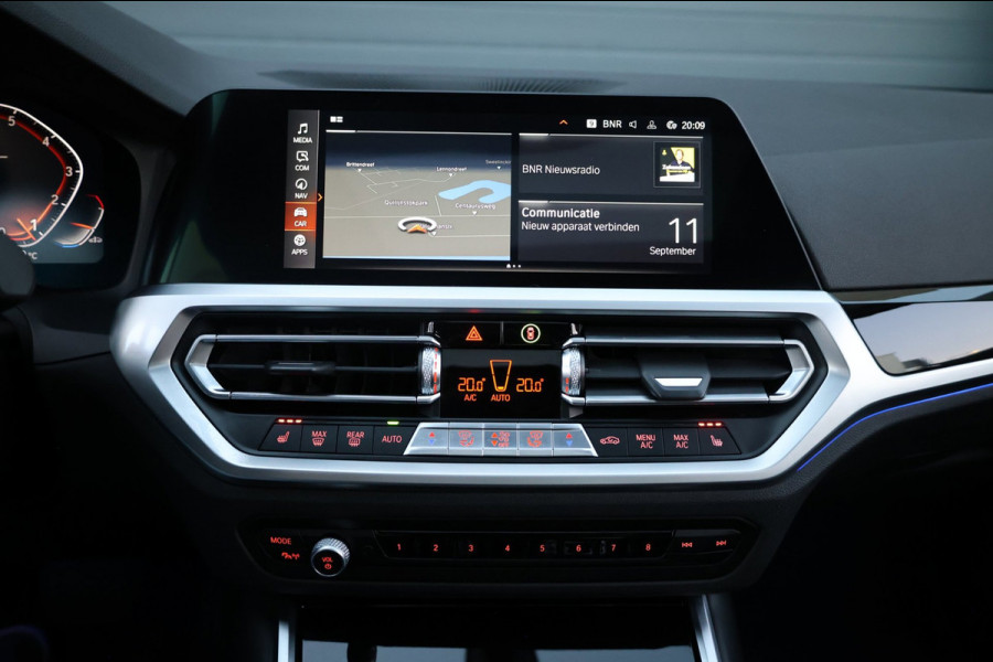 BMW 3-serie 320i M-Sport LED/VIRTUAL/SFEER/PANORAMADAK/LEDER+S.VERWAMRING/19" LMV/PDC/CRUISE/ECC/12 MND GARANTIE!