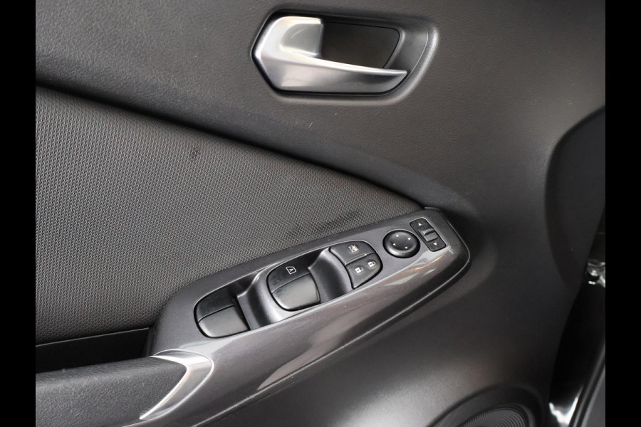 Nissan Juke DIG-T ACENTA CARPLAY NAVI GARANTIE TOT 04-2034! BIJNA NIEUW!. CAMERA .