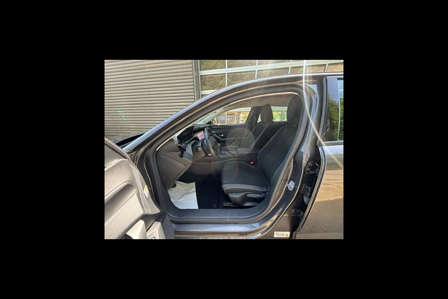 Peugeot 308 SW 1.2 BUSINESS 130 PK NAVI 1e EIG. GARANTIE 10-2032* SLECHTS 27.000 KM. NL AUTO! PDC. APPLE CARPLAY & ANDROID AUTO .
