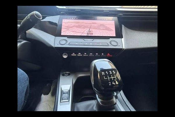 Peugeot 308 SW 1.2 BUSINESS 130 PK NAVI 1e EIG. GARANTIE 10-2032* SLECHTS 27.000 KM. NL AUTO! PDC. APPLE CARPLAY & ANDROID AUTO .