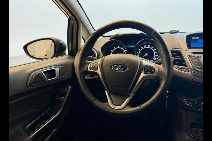 Ford Fiesta 1.0 Style Ultimate GARANTIE TOT 01-2028! * . STOEL VERWARMING . PARKEERSENSOREN ACHTER . CRUISE CONTROL .
