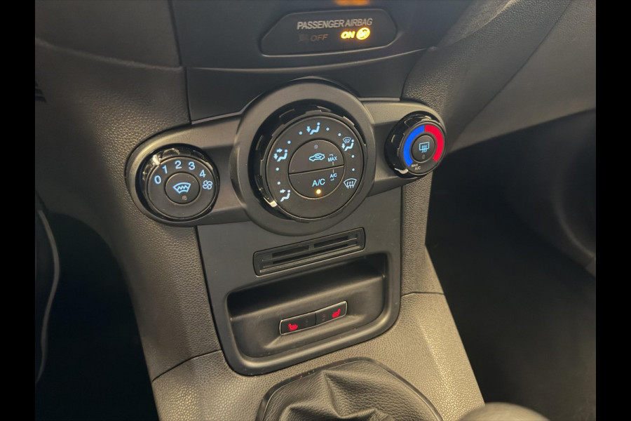 Ford Fiesta 1.0 Style Ultimate GARANTIE TOT 01-2028! * . STOEL VERWARMING . PARKEERSENSOREN ACHTER . CRUISE CONTROL .