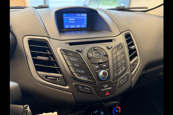 Ford Fiesta 1.0 Style Ultimate GARANTIE TOT 01-2028! * . STOEL VERWARMING . PARKEERSENSOREN ACHTER . CRUISE CONTROL .