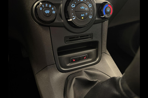 Ford Fiesta 1.0 Style Ultimate GARANTIE TOT 01-2028! * . STOEL VERWARMING . PARKEERSENSOREN ACHTER . CRUISE CONTROL .