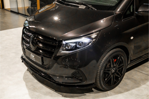 Mercedes-Benz Vito 119 CDI DC L3 XL | AMG | L+R Schuifdeur | Dubbel cabine | Navigatie | CarPlay | Camera | Lederen bekleding | Stoelverwarming | 2500 kg trekgewicht | Trekhaak | Multibeam Led | PDC V+A