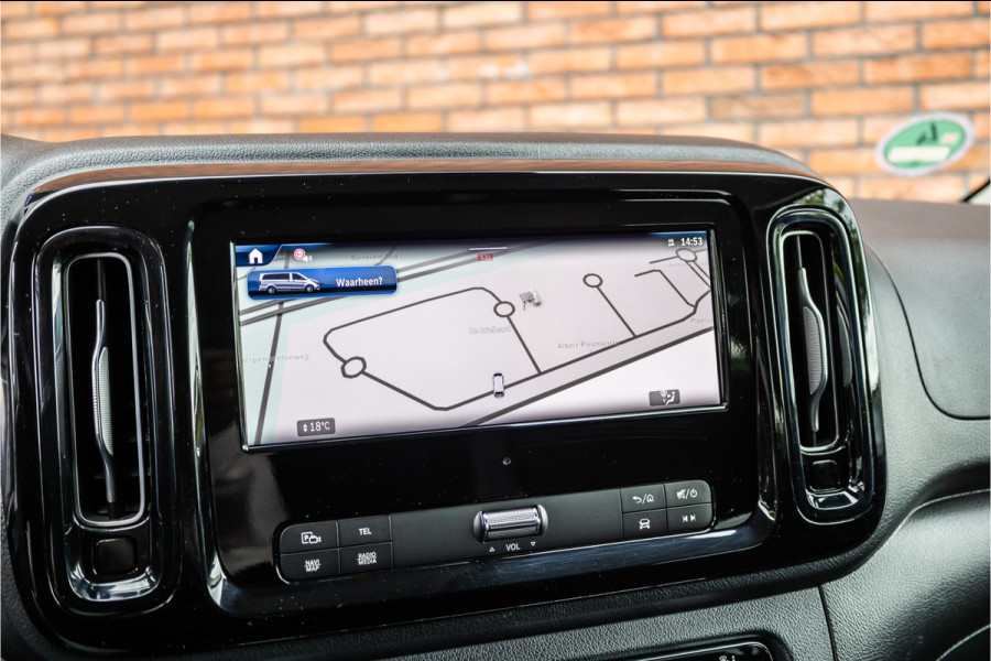 Mercedes-Benz Vito 119 CDI DC L3 XL | AMG | L+R Schuifdeur | Dubbel cabine | Navigatie | CarPlay | Camera | Lederen bekleding | Stoelverwarming | 2500 kg trekgewicht | Trekhaak | Multibeam Led | PDC V+A