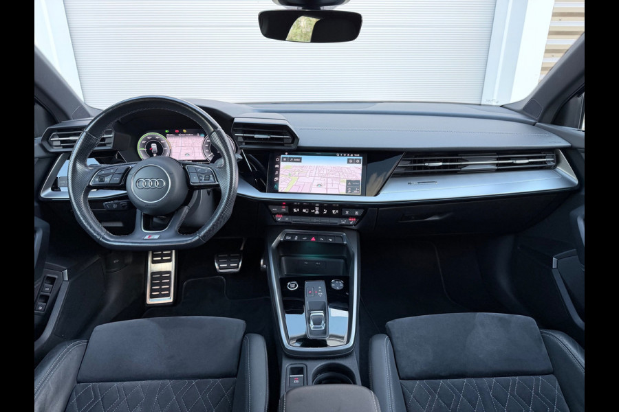 Audi A3 Sportback 40 TFSI e S-Line S3 Pano/Sfeer/B&O/Camera