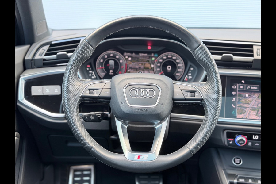 Audi Q3 Sportback 35 TFSI S Edition Competition Pano/Keyless