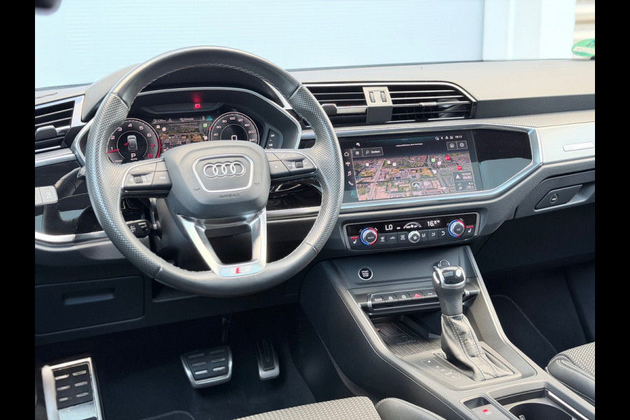 Audi Q3 Sportback 35 TFSI S Edition Competition Pano/Keyless