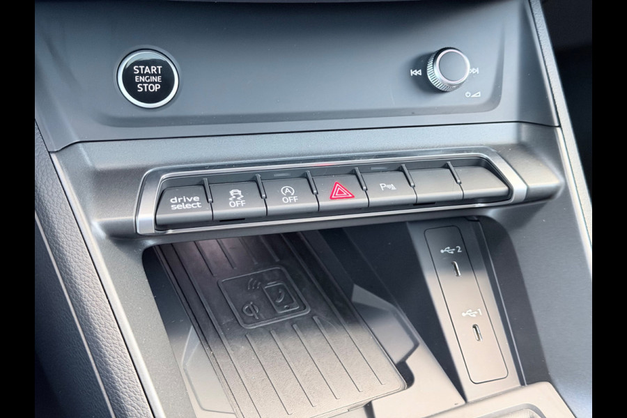 Audi Q3 Sportback 35 TFSI S Edition Competition Pano/Keyless