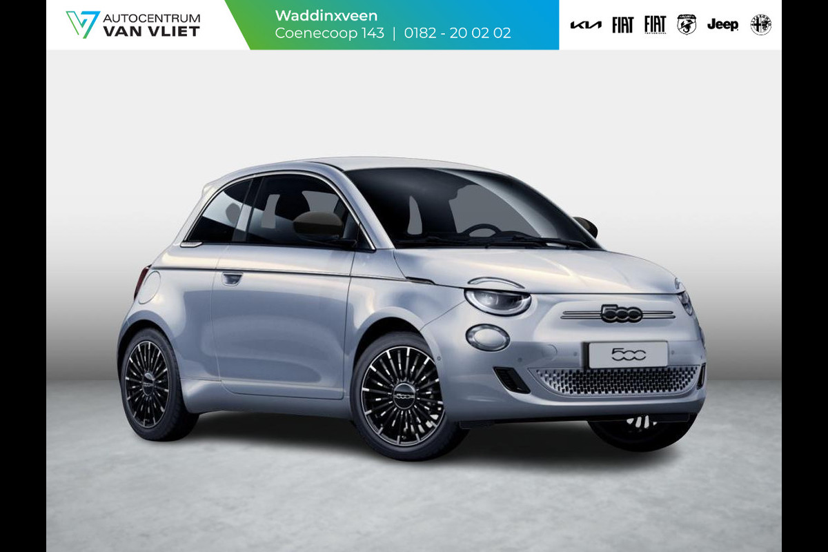 Fiat 500E La Prima 42 kWh | Uit voorraad leverbaar | Panoramadak | Adapt. Cruise | Pack Top Plus | Camera | Leder | Apple Carplay