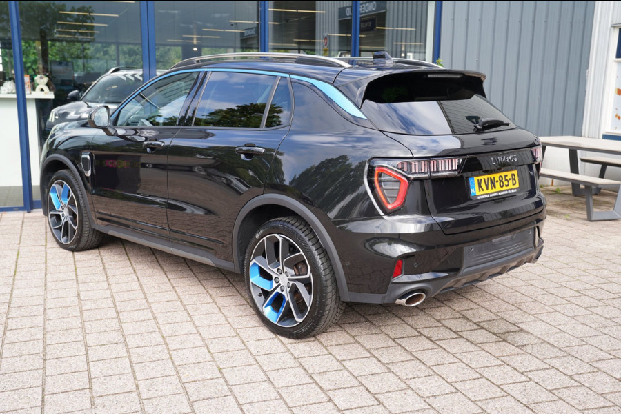 Lynk & Co 01 1.5|Prijs incl. 12 mnd garantie| PDC Panoramadak LMV Navi Apple carplay/Android auto Camera