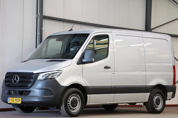 Mercedes-Benz Sprinter 317 L1H1 170PK 2000KG TREKVERMOGEN