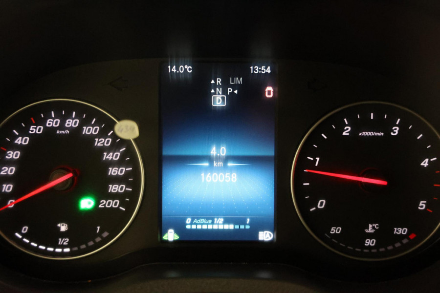 Mercedes-Benz Sprinter 317 L1H1 170PK 2000KG TREKVERMOGEN