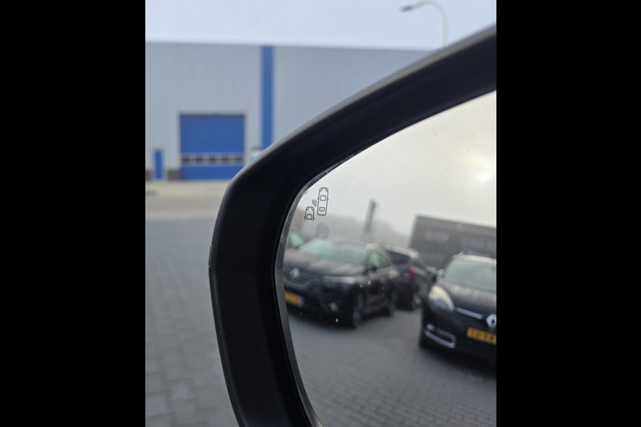 Peugeot 5008 1.2 PureTech Premium Allure | PANO | STOELVERWARMING | MEMORY | CAMERA | NAVI