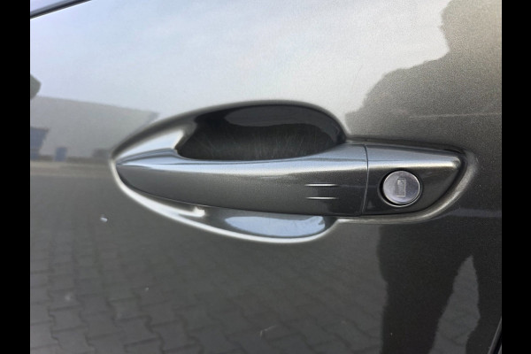 Peugeot 5008 1.2 PureTech Premium Allure | PANO | STOELVERWARMING | MEMORY | CAMERA | NAVI