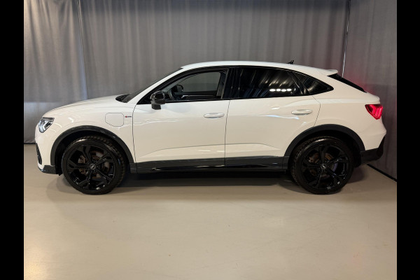 Audi Q3 Sportback 45 TFSI e S Edition 20"/Adaptieve cruise/Dodehoek/LED/Elektrische klep/Keyless/Stoelverwarming/PDC v+a/Apple Carplay & Android Auto