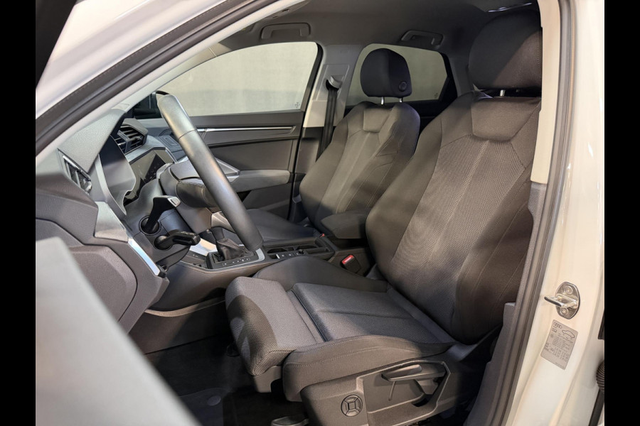 Audi Q3 Sportback 45 TFSI e S Edition 20"/Adaptieve cruise/Dodehoek/LED/Elektrische klep/Keyless/Stoelverwarming/PDC v+a/Apple Carplay & Android Auto