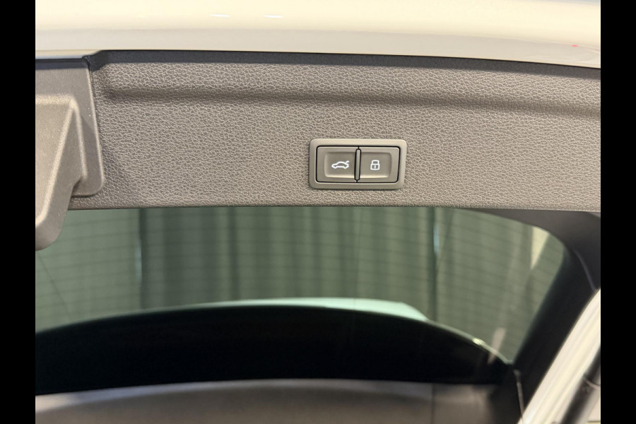 Audi Q3 Sportback 45 TFSI e S Edition 20"/Adaptieve cruise/Dodehoek/LED/Elektrische klep/Keyless/Stoelverwarming/PDC v+a/Apple Carplay & Android Auto