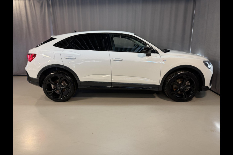 Audi Q3 Sportback 45 TFSI e S Edition 20"/Adaptieve cruise/Dodehoek/LED/Elektrische klep/Keyless/Stoelverwarming/PDC v+a/Apple Carplay & Android Auto