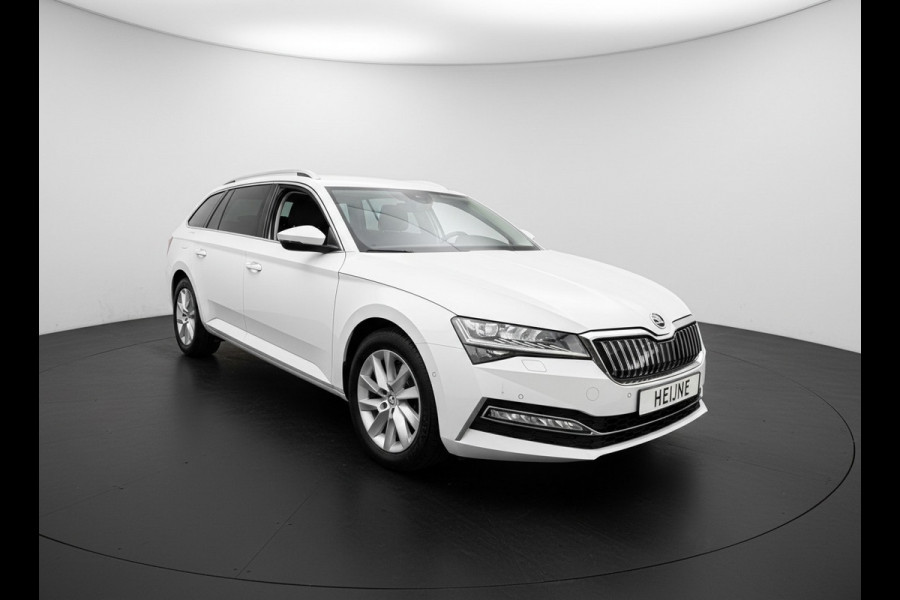 Škoda Superb Combi TSI iV 218PK HYBIRDE DSG STYLE VIRTUAL/CAMERA/CARPLAY