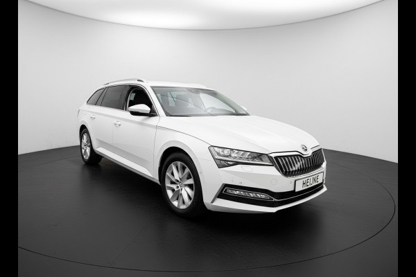 Škoda Superb Combi TSI iV 218PK HYBIRDE DSG STYLE VIRTUAL/CAMERA/CARPLAY