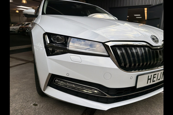Škoda Superb Combi TSI iV 218PK HYBIRDE DSG STYLE VIRTUAL/CAMERA/CARPLAY