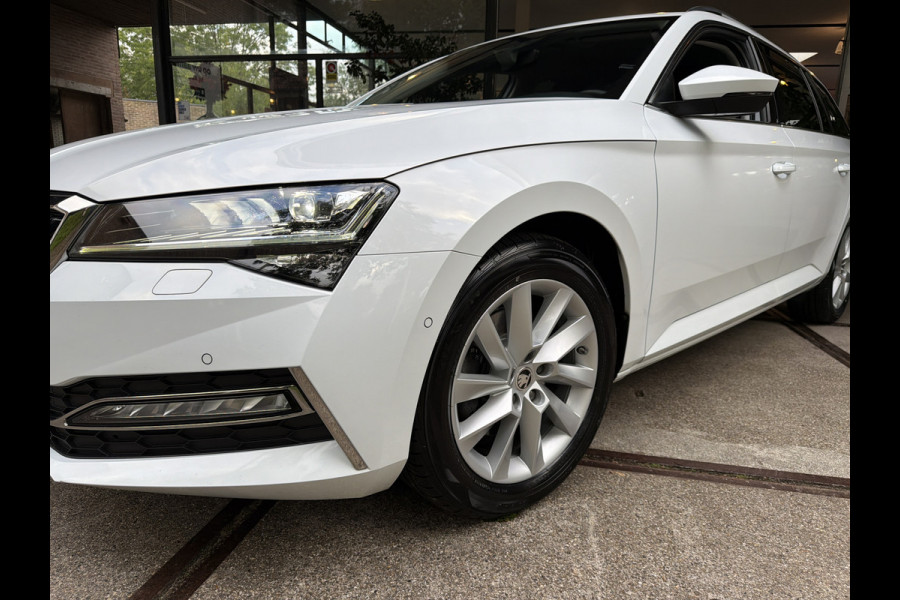 Škoda Superb Combi TSI iV 218PK HYBIRDE DSG STYLE VIRTUAL/CAMERA/CARPLAY