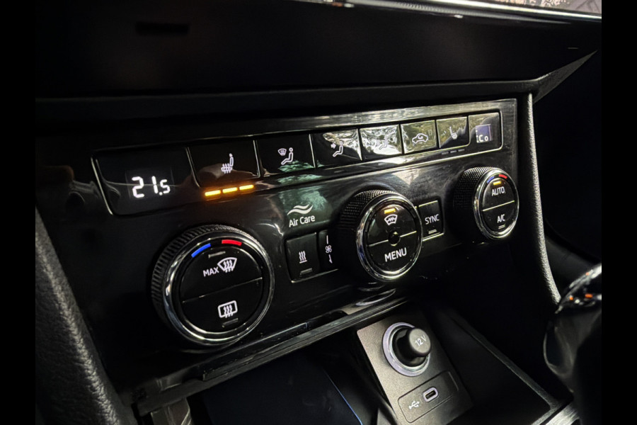 Škoda Superb Combi TSI iV 218PK HYBIRDE DSG STYLE VIRTUAL/CAMERA/CARPLAY