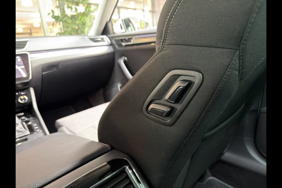 Škoda Superb Combi TSI iV 218PK HYBIRDE DSG STYLE VIRTUAL/CAMERA/CARPLAY