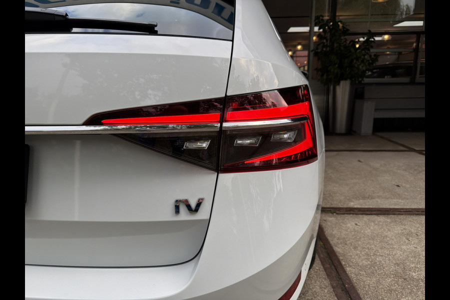 Škoda Superb Combi TSI iV 218PK HYBIRDE DSG STYLE VIRTUAL/CAMERA/CARPLAY