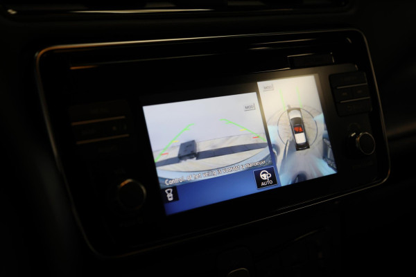 Nissan Leaf Tekna 40 kWh | Dealer onderhouden | Navi | Leder-alcantara.