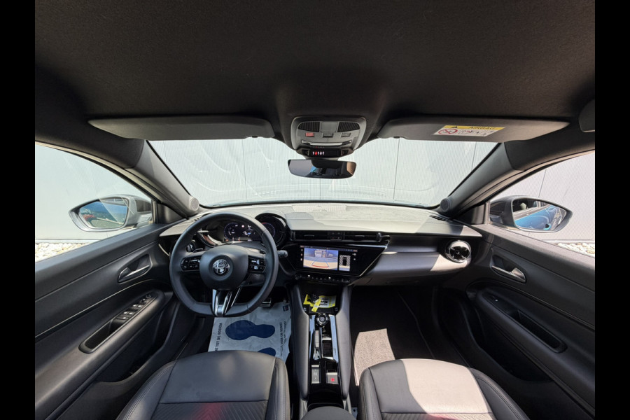 Alfa Romeo junior 1.2 Turbo Hybrid Ibrida Speciale | Automaat | Pack techno | Stoelverwarming | Electrische kofferklep | Camera achter | Apple Car