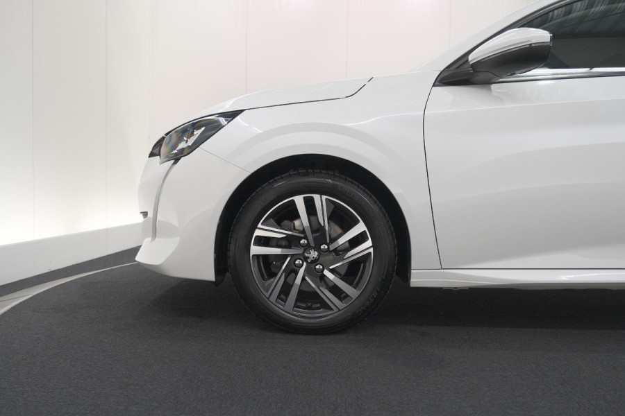 Peugeot 208 PureTech 100 Allure | Camera | Apple Carplay | Parkeersensoren | Climate Control