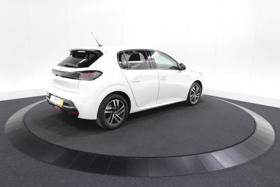 Peugeot 208 PureTech 100 Allure | Camera | Apple Carplay | Parkeersensoren | Climate Control