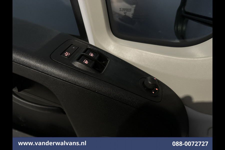 Opel Movano 2.2D 120pk L2H2 Euro6 Airco | Camera | Cruisecontrol | Parkeersensoren Bijrijdersbank