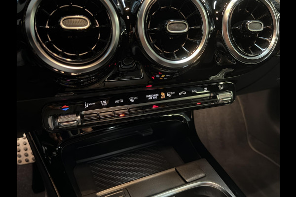 Mercedes-Benz A-Klasse 250 e AMG Line 18"/SOH 97%/360 camera/PDC v+a/Stoelverwarming/Apple Carplay & Android Auto/DAB/Navigatie/Climate