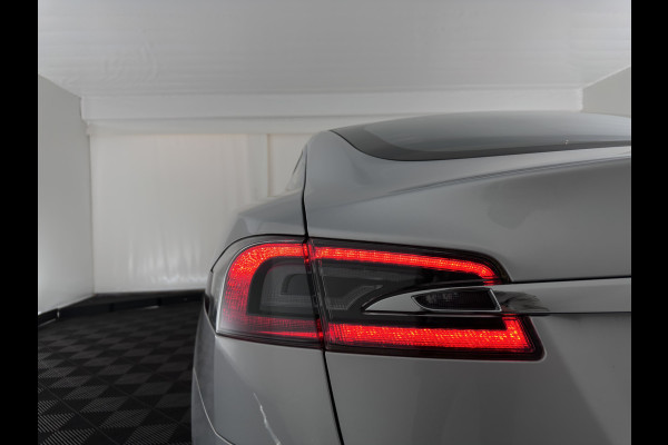 Tesla Model S 75D Base [3-Fase-17kW] {SoH-87%} (INCL.BTW) Aut. *PANO-WINDOW | LEATHER | AIR-SUSPENION | FULL-LED | NAVI-FULLMAP | KEYLESS | MEMORY-PACK | HEATED-COMFORTSEATS | DIGI-COCKPIT |AUTO-PILOT | 19"ALU*