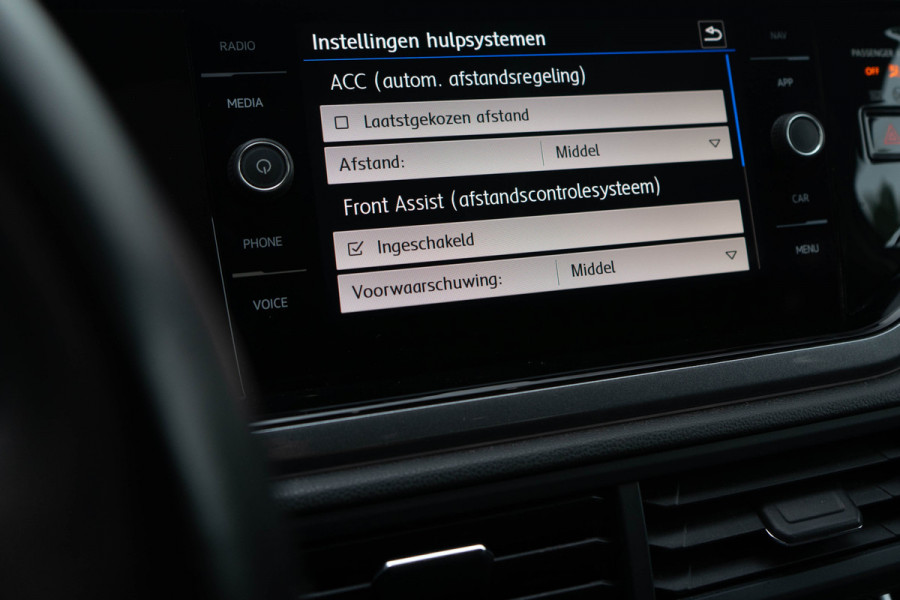 Volkswagen Polo 1.0 TSI Highline / R-Line/ Panoramadak/ Adaptive Cruise Control/ 85kW (116PK)