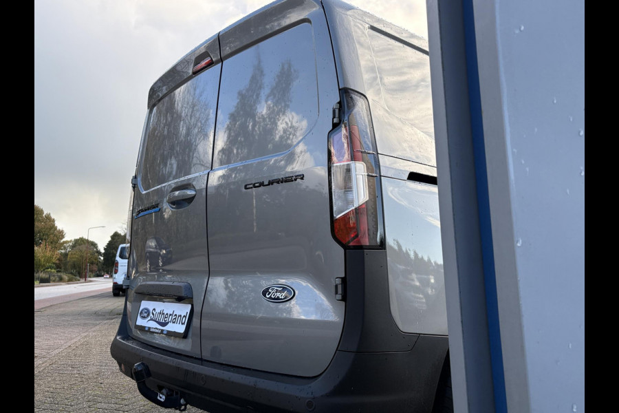Ford E-Transit Courier Limited 44 kWh 136pk | Adaptive cruise control | Navigatie | Laadvloerbescherming | Trekhaak | LED Laadruimteverlichting |