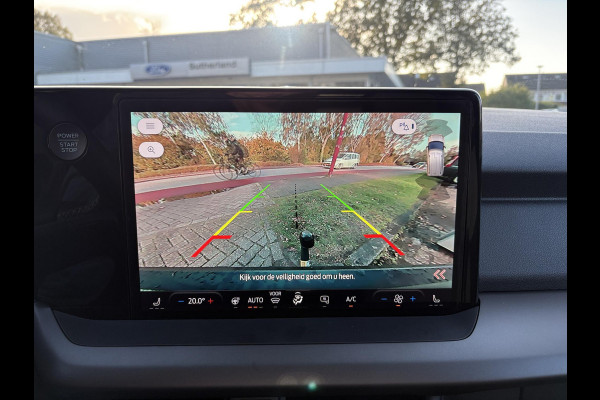 Ford E-Transit Courier Limited 44 kWh 136pk | Adaptive cruise control | Navigatie | Laadvloerbescherming | Trekhaak | LED Laadruimteverlichting |