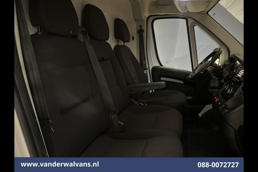 Opel Movano 2.2D 120pk L2H2 inrichting Euro6 Airco | Camera | Navigatie | Cruisecontrol Parkeersensoren, Bijrijdersbank