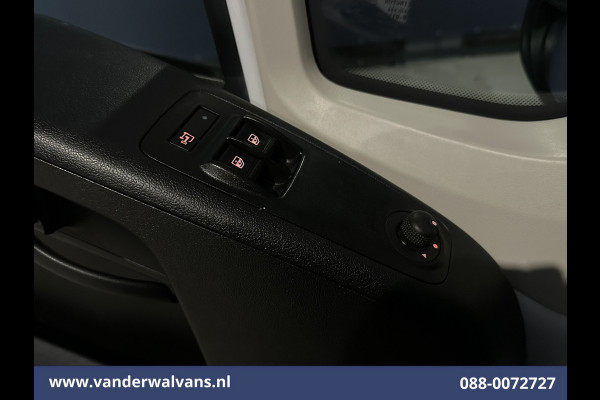 Opel Movano 2.2D 120pk L2H2 inrichting Euro6 Airco | Camera | Navigatie | Cruisecontrol Parkeersensoren, Bijrijdersbank